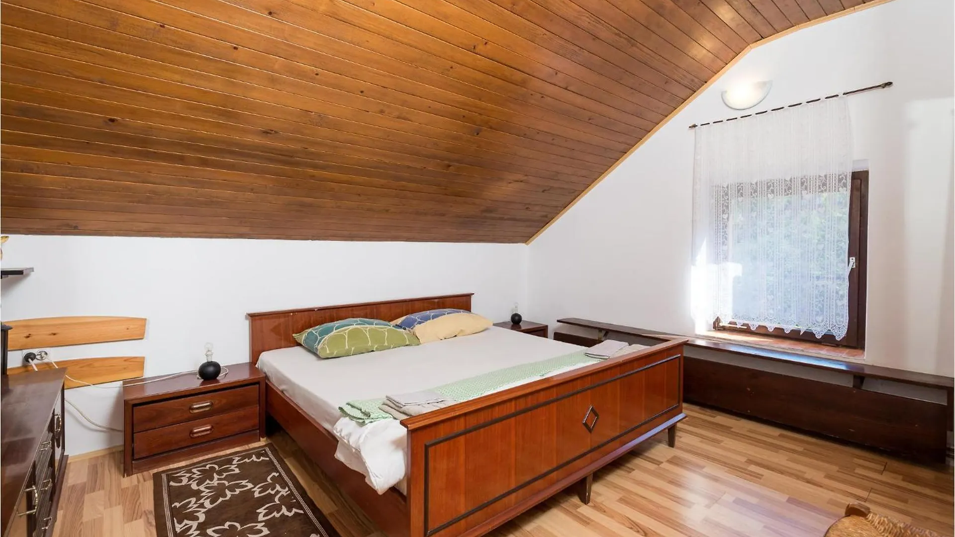 Beautiful Home In Fuzine With Sauna 0*,